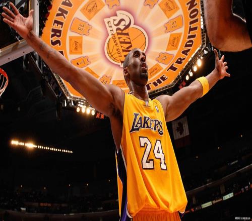 NBA打出“180俱樂部”數(shù)據(jù)有多難詹姆斯打了23個賽季都沒做到，現(xiàn)役僅3人達(dá)成