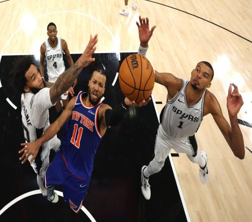 NBA賽程公布！這1場(chǎng)圣誕大戰(zhàn)藏著總決賽29分逆轉(zhuǎn)的恩怨