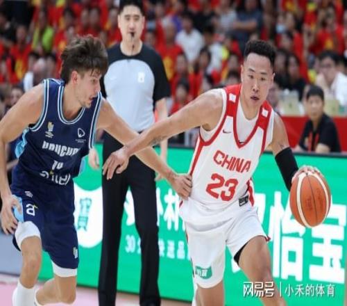 合計15分7助攻！男籃險勝烏拉圭卻暴露3大問題，大家都錯怪高詩巖了