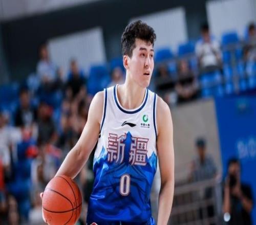 新疆男籃1分險勝！新帥開門紅，西爾扎提36分，齊麟7分