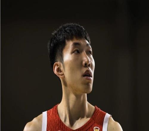 中國男籃輸在哪：最多落后28分慘敗缺絕對核心+18次失誤崩盤