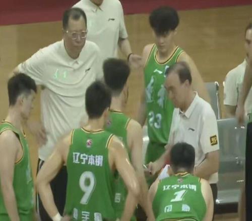 遼寧男籃16分大勝，吳昌澤18分付豪17分，李虎翼11分代彥龍犯滿離場