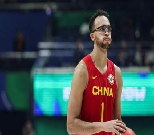 中國男籃歸化圈定3人蘇群曝歸化內情，受足球歸化影響已被叫停
