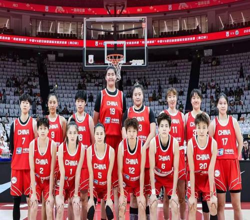 中國(guó)女籃出征世界杯！2米26張子宇領(lǐng)銜，韓旭李月汝壓哨歸隊(duì)