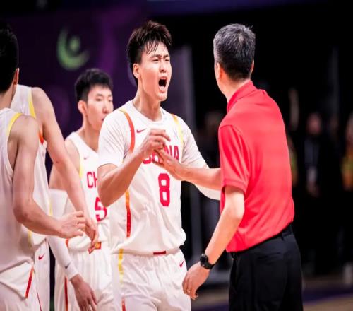 隨北京打熱身賽卻不打世預賽，趙睿落選國家隊引猜想：與郭士強暗藏矛盾