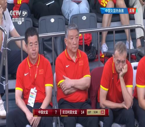 萬萬想不到，宮魯鳴兩次大賽前均犯同一個錯誤，結(jié)果：正賽大慘敗