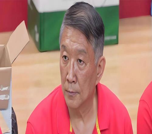 輸12分，輸24分！宮魯鳴犯了3大錯，要為女籃輸球買單