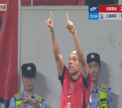 韋林頓席爾瓦打破14輪中超球荒，上次進球也是面對申花