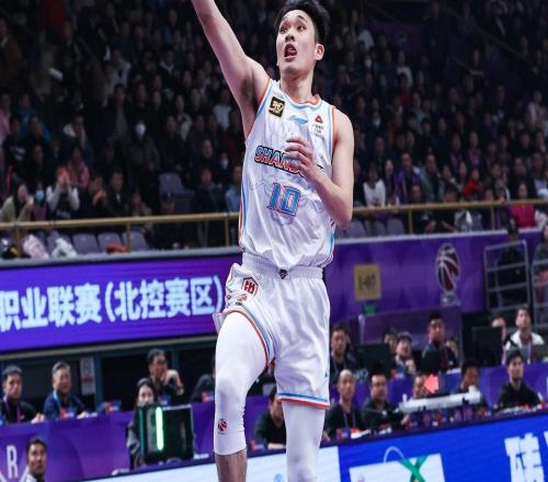 2024年狀元秀謝智杰租借加盟山西汾酒男籃，上賽季場均17.3分