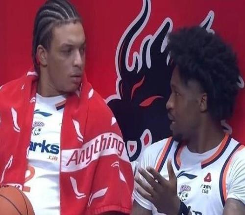 歐媒：多家歐洲俱樂部有意洛夫頓但他在CBA年薪約200萬美元