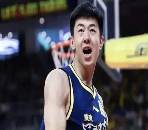 CBA：中國男籃抵達海口備戰四國賽，廣州男籃得到狀元簽交易內容曝光，王少杰回歸廣東困難變大，上海男籃續約洛夫頓受阻