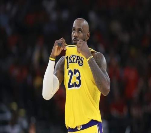 拒絕交易！不給4年2.75億美元頂薪！NBA魚腩不愿為詹姆斯做嫁衣
