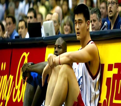 姚明的九年NBA生涯紀實三：最慘淡的開場六場比賽墜入冰窟