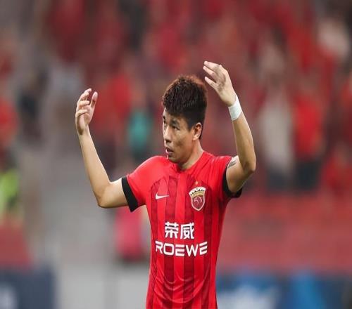 喜訊！他比岳鑫更有希望接班李帥成上港左后衛黑馬，曾留洋丹麥