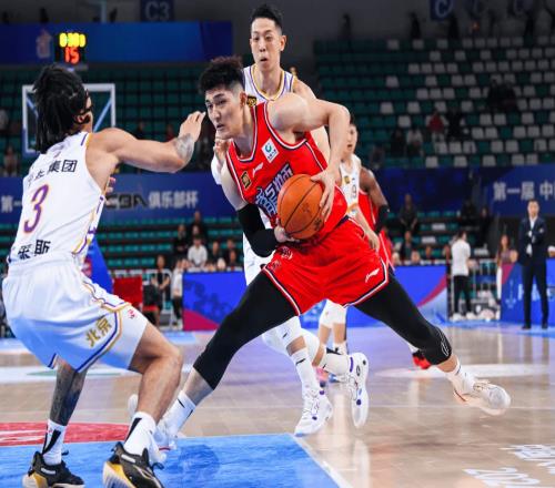 這就是郭士強多次征召的國手26歲正值巔峰居然在CBA混不下去了