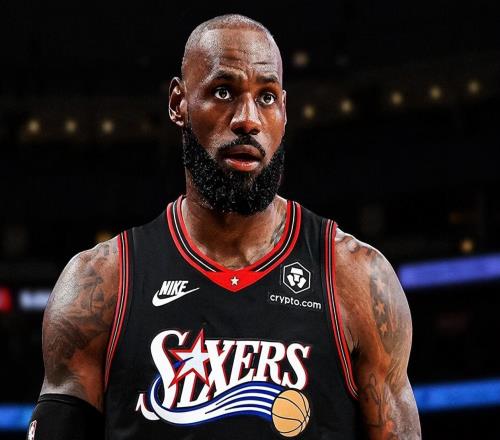 2年800萬美元！老詹決定加盟76人！NBA休賽期最大贏家誕生