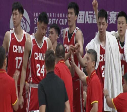 領先20分！中國男籃碾壓非洲勁旅賀西寧崔永熙龐錚麟發揮出色