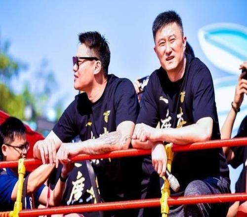 連續5年沒進總決賽！朱芳雨杜鋒為低谷買單，廣東徹底推倒重建