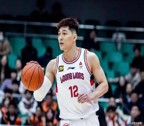 不到一年時(shí)間！從男籃國(guó)家隊(duì)到CBA再到NBL，郭士強(qiáng)愛(ài)將再遭爭(zhēng)議