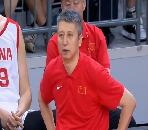 中國男籃官宣！高詩巖離隊，胡明軒增補入隊，徐杰也在路上