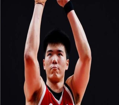中國男籃再勝喀麥隆焦泊喬17分9籃板，杜鋒真是不會用中鋒
