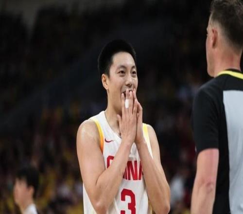 胡明軒回歸！中國籃協(xié)官媒：高詩巖、馮傲離開男籃集訓(xùn)國家隊(duì)