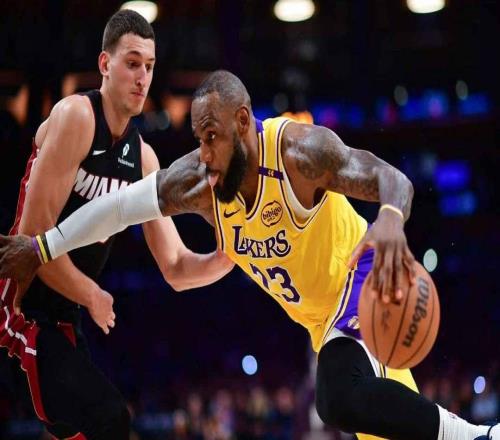 ESPN內(nèi)部人士講述熱火員工誤安排，勒布朗詹姆斯的新聞發(fā)布會(huì)