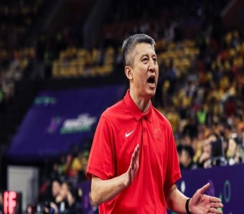 男籃3連勝卻被狂噴專家吐槽籃協(xié)不作為：凈找些業(yè)余對手敷衍了事