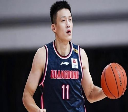 宏遠(yuǎn)速遞！新老總做重要決定，朱芳雨回歸交接，周鵬自告奮勇