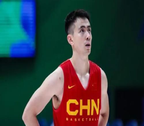 男籃34分狂勝喀麥隆！6人上雙，趙繼偉劃水，對手純旅游球隊！