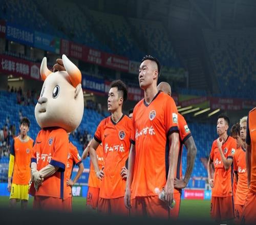 中超觀察丨青島雙雄境況冰火兩重天，下輪將迎最殘酷的同城德比