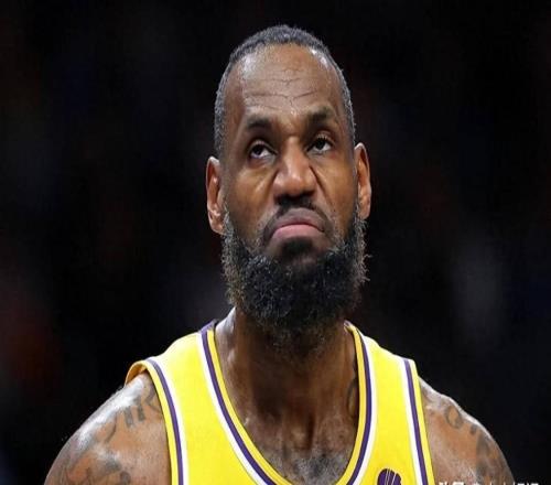 沒得辯了！76人官方直接放出硬數據，41歲老詹成NBA傳奇