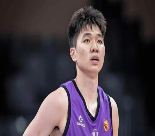 避開CBA選秀，繞開鎖人政策！石奎簽金牛真聰明，王俊杰或可效仿