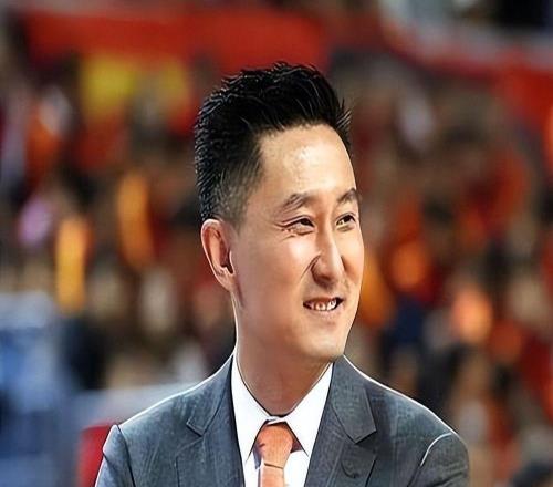 杜峰也沒想到，在清華附中讀書的兒子，如今15歲就開始為自己爭光