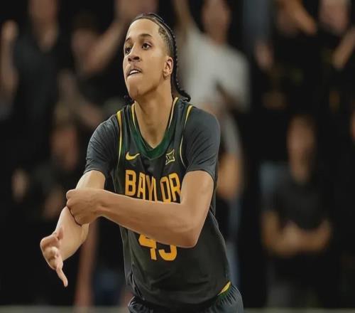 湖人側翼新秀：我正在迅速適應NBA，夏聯的體驗對我來說太棒了