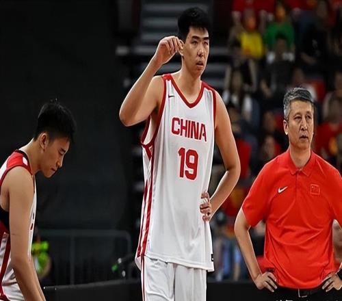 CBA3消息：“功勛魔王”投奔廣東！李添榮“炮轟”球迷，石奎定了