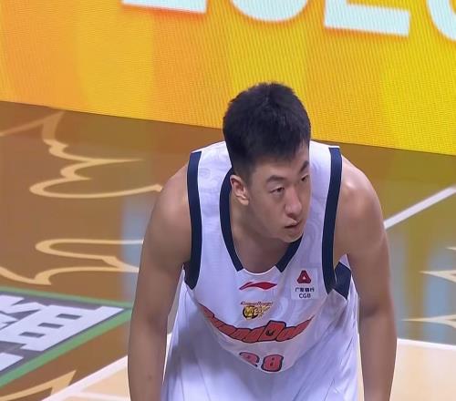 正式到位！NBL強力內線加盟廣東隊，這可是加強版王少杰！