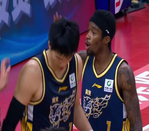 比奎因強太多！NBA級暴力控衛或被廣東隊看中，這才是奪冠的拼圖