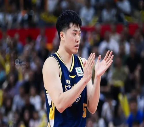廣東拋售張皓嘉，但被江蘇隊拒絕，CBA新出“石奎條款”