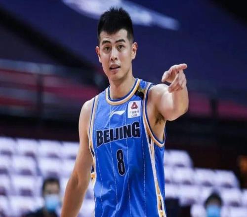 CBA猛料！北京功勛后衛離隊，廣東男籃后衛加盟NBL，上海男籃和古德溫完成簽約