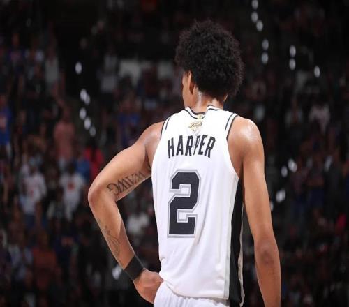 迪倫哈珀回應替補角色爭議：無所謂首發替補，能在NBA打球就足夠