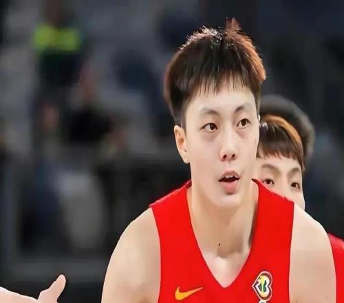 男籃集訓更新：1主力+1小將出局，兩大核心缺席，郭士強補招1將