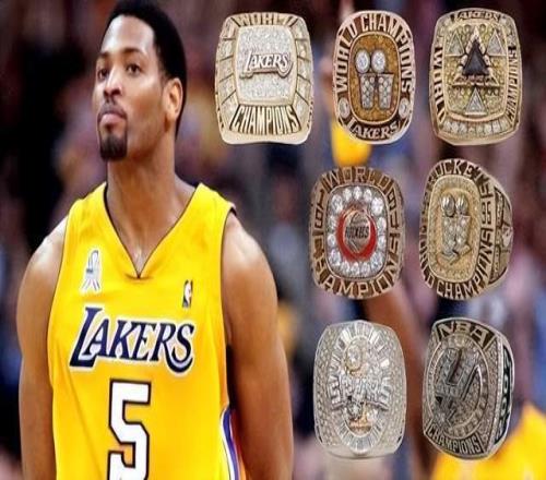 詹姆斯在四隊(duì)奪冠就會是GOAT前NBA球員霍里：得了吧，76人沒它更強(qiáng)