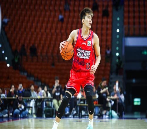 郭艾倫感謝龍獅引遼蜜羨慕！他真要退役還是繼續找下家