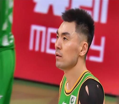 CBA休賽期迎來重磅消息！遼寧男籃大手筆追求布朗，胡金秋或有價無市