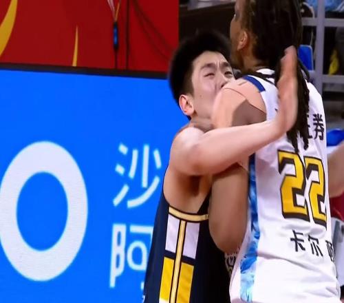 終于等到了！廣東隊迎來“加強版胡金秋”，這可是內線的答案！