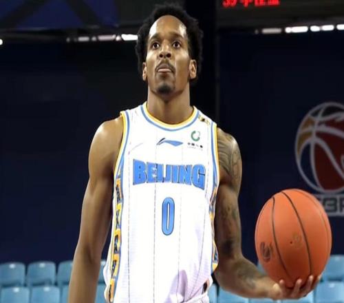 CBA猛料！北京男籃確定補強，新疆接觸1米98后衛，浙江官宣新外援