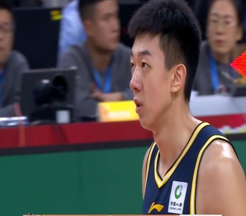宏遠速遞！又一內線大將離隊，新外教全家移居東莞，3人完成續約