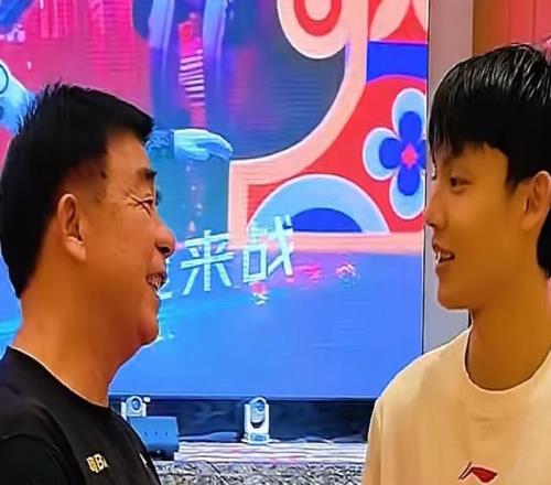 宏遠速遞！陳老板追加引援預(yù)算，威姆斯談杜鋒朱芳雨離隊，徐杰最新消息