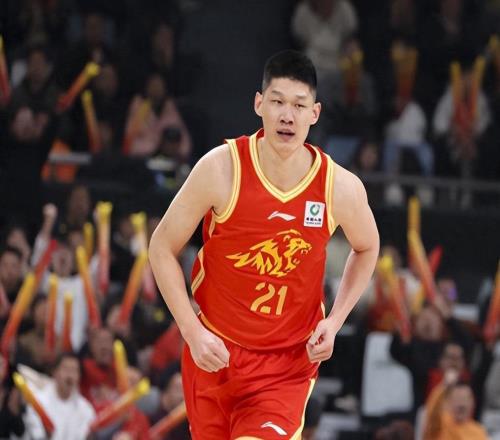 剛奪冠就拆隊(duì)廣廈把胡金秋擺上貨架持開(kāi)放態(tài)度，CBA大地震來(lái)了
